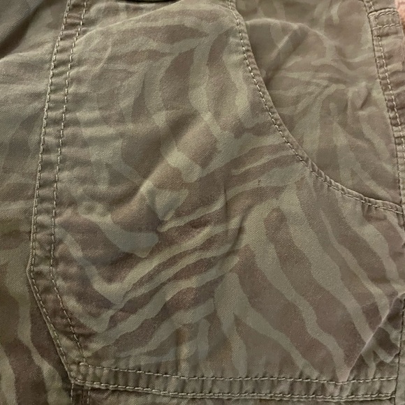 Express Capri’s - 4 - Picture 6 of 9